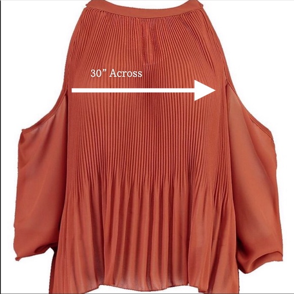 Cold Shoulder Top - Picture 3 of 9